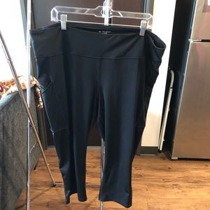 Tell Gear active wear capri with pockets 2x